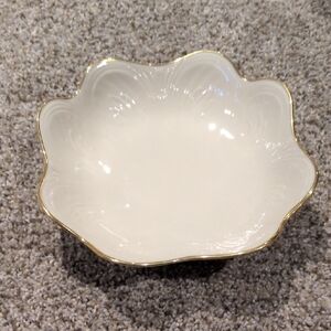 Lenox Elegant Cream and Gold Rimmed Bowl